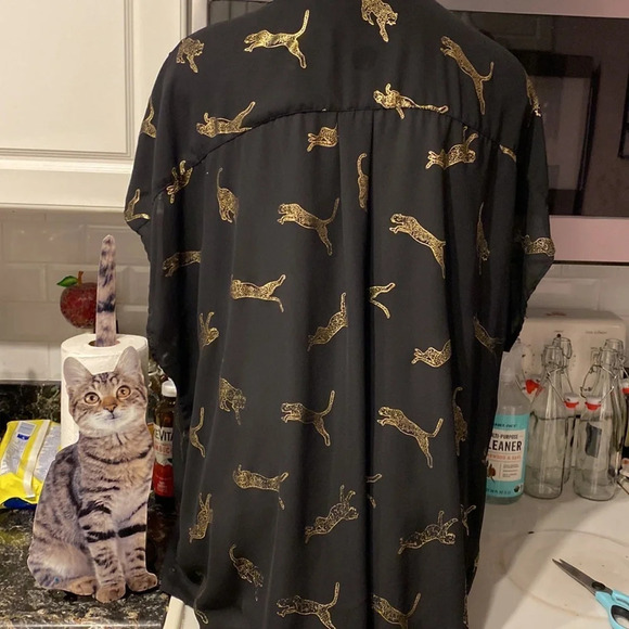 G womens Torrid casual sleeveless half zipper tiger plus size top 3 - Picture 3 of 5